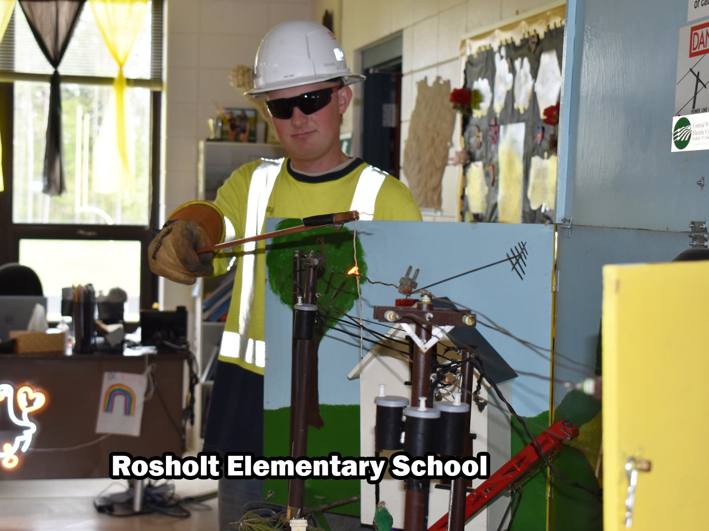 Rosholt Elementary School Demonstration