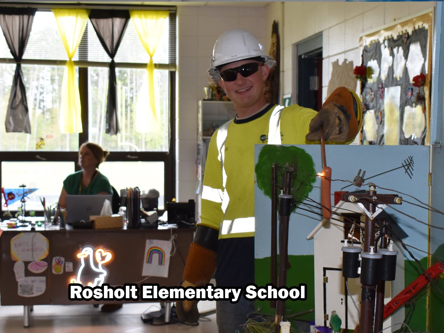 Rosholt Elementary School Demonstration